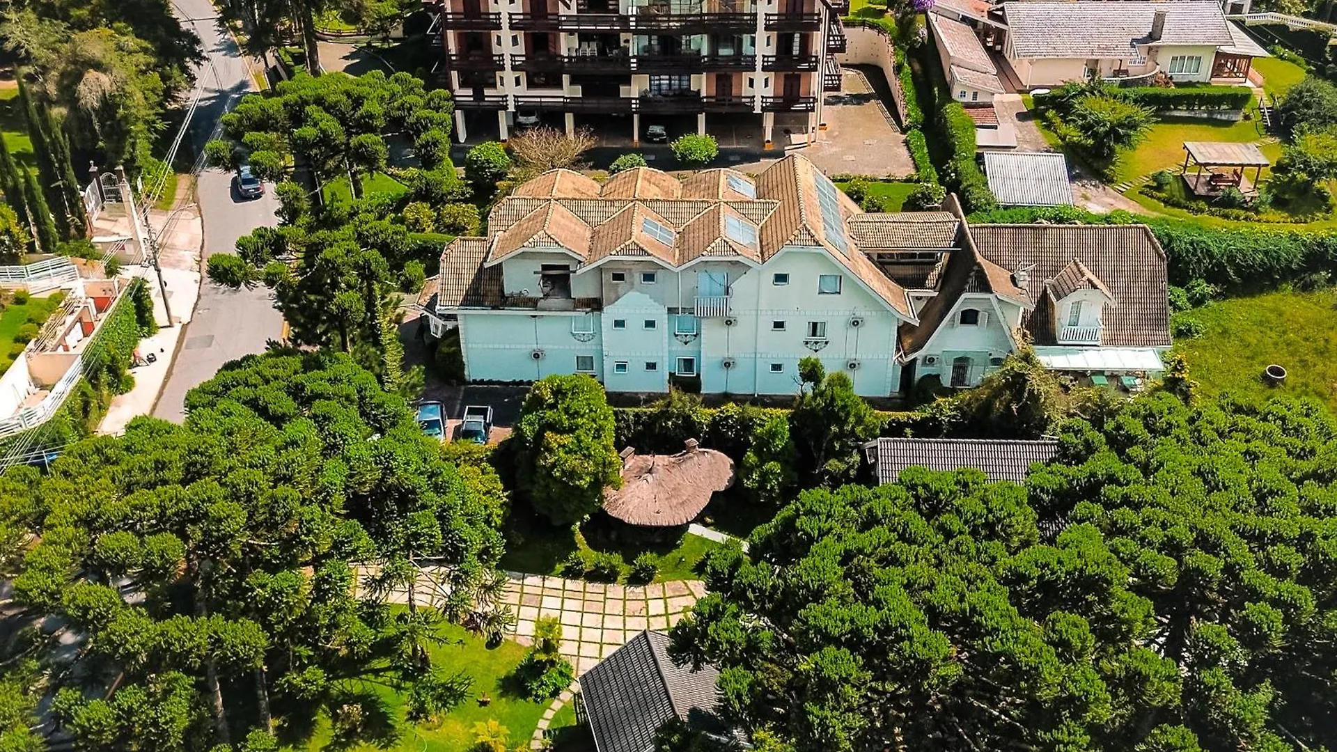 Velinn Pousada Chateau Do Luar Prime Campos do Jordao Inn